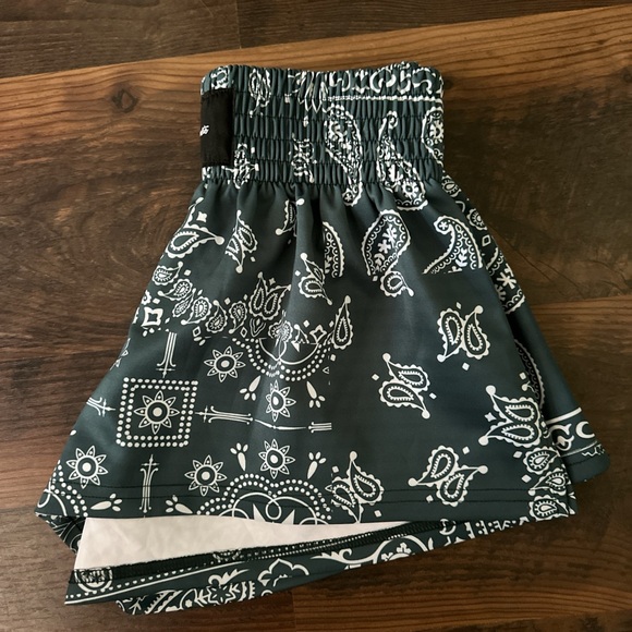 Kinetic Kings boxing shorts - Picture 3 of 3